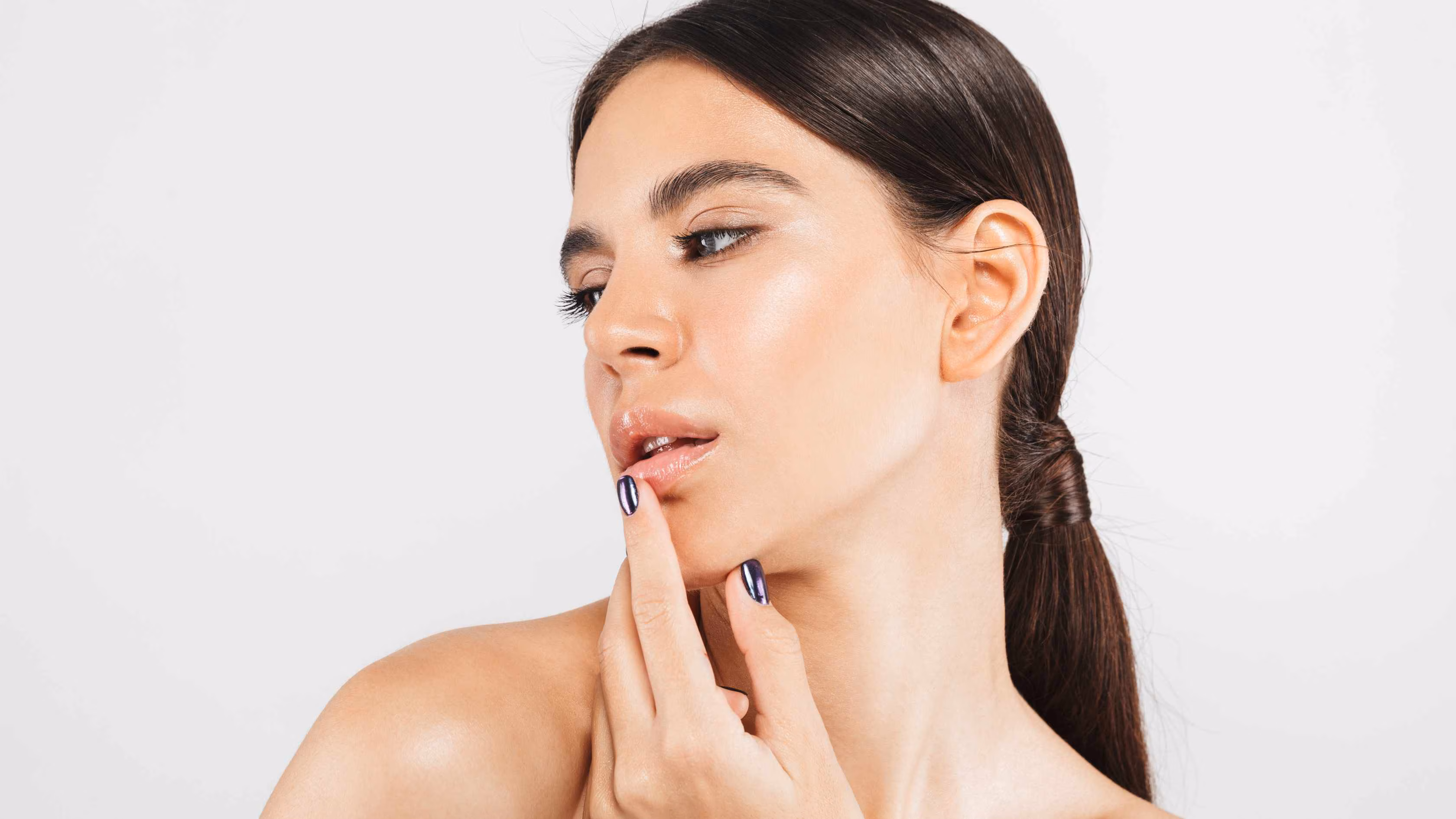 What is Iodine – and What Does It Do for Your Skin