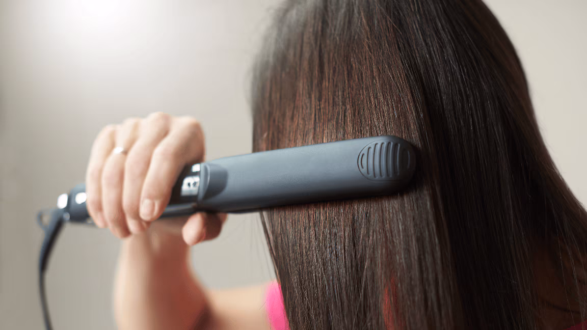 9 Useful Tips To Apply Before Using A Hair Straightener